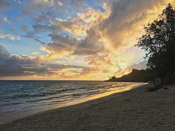 Kailua Beach mornings are where it’s at. Hardly anyone is here. Just you and the sunrise. Perfect start to a long run, or a lazy weekend.